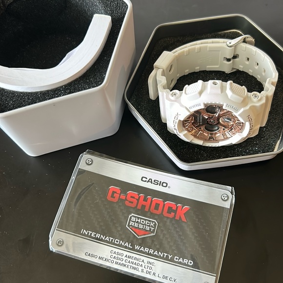 G Shock Light Cream band with a Rose Gold face, new in box - Picture 2 of 4
